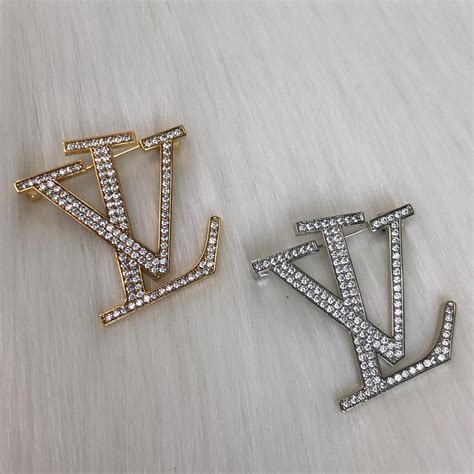 louis vuitton brooch replica